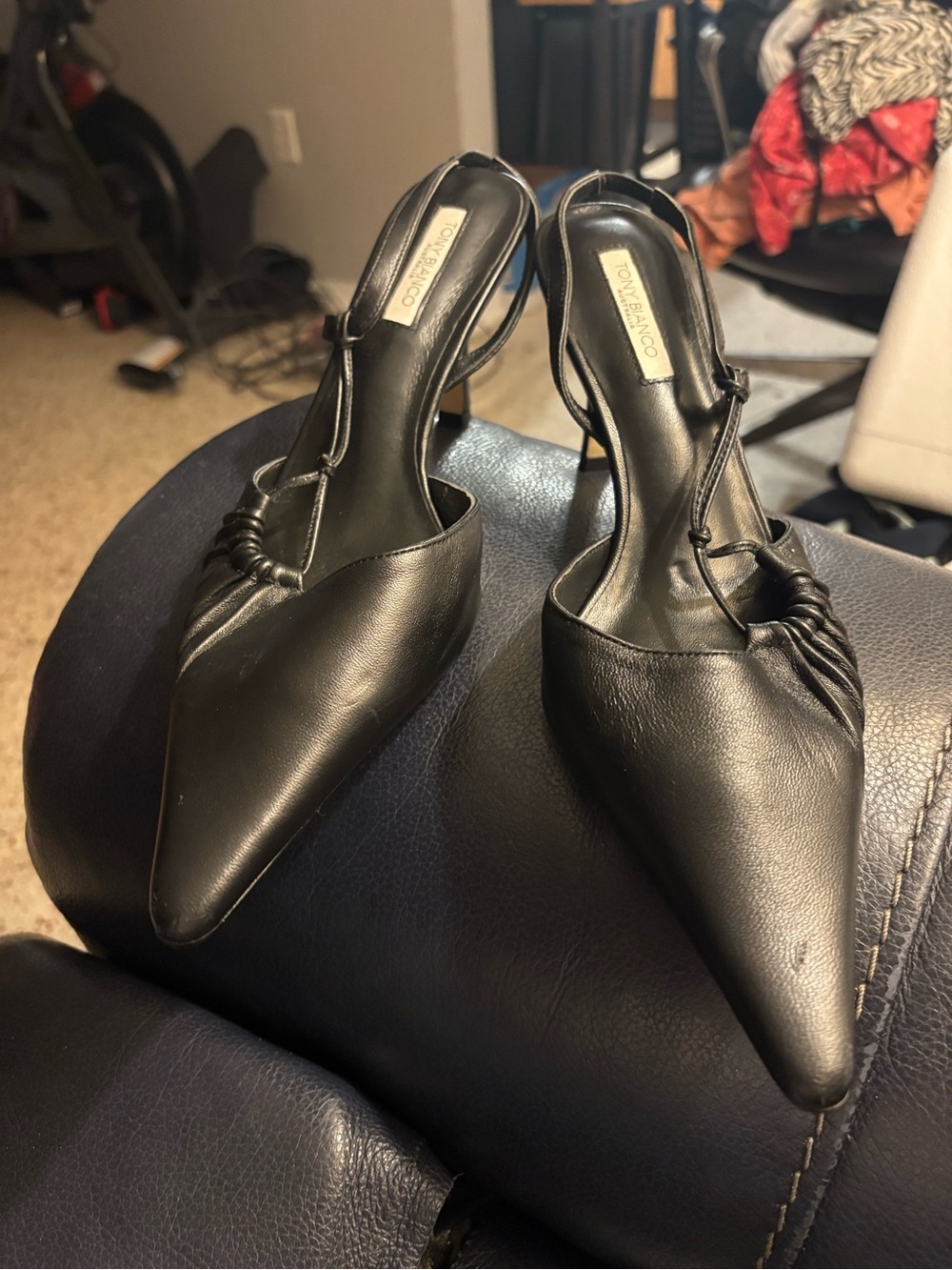 Tony Bianco Sakai slingback pointed toe sized 9.5 black